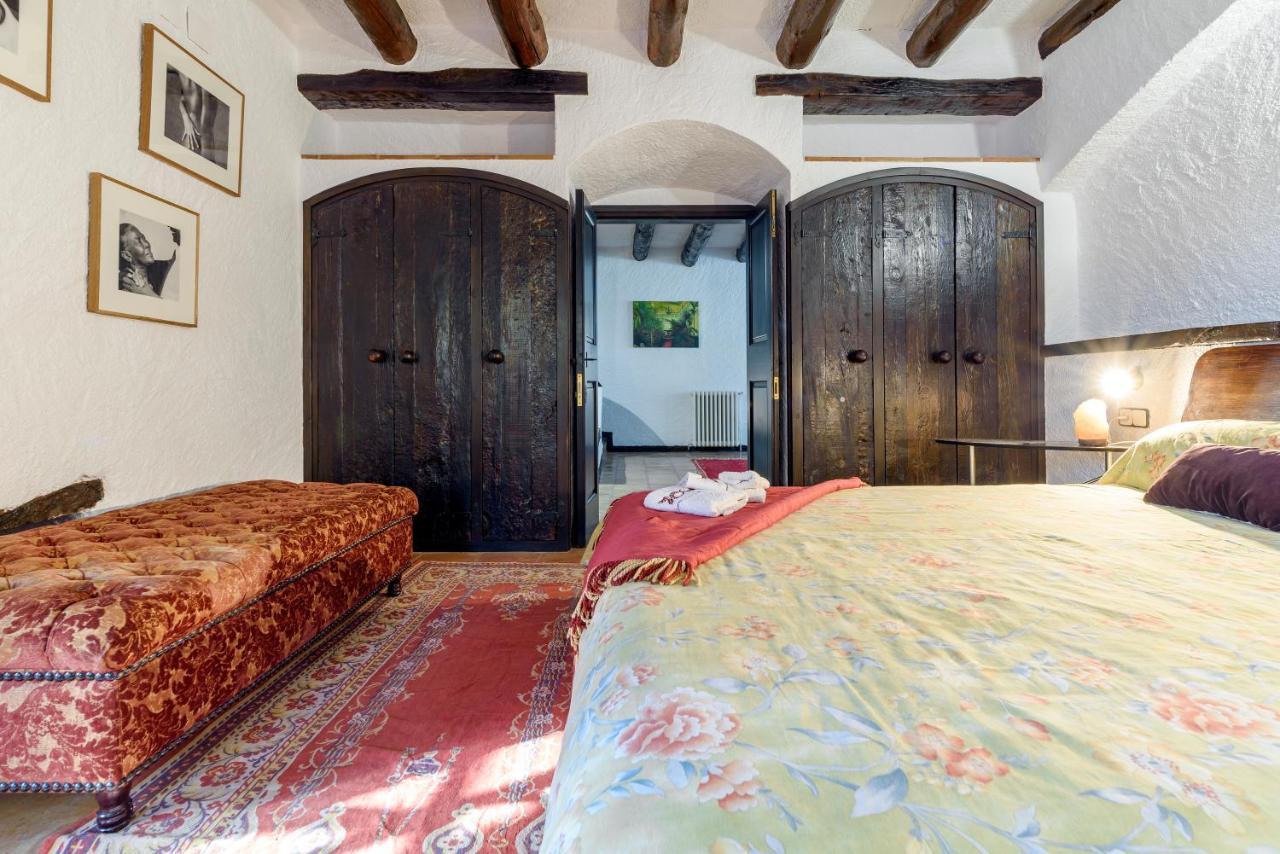 Masia Can Manent Del Bosc S XVIII Santa Eulalia de Ronsaná 외부 사진