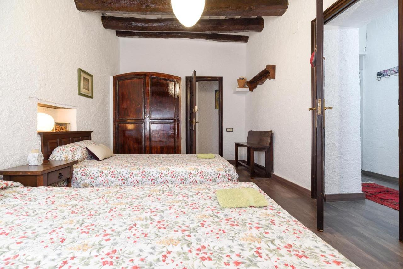 Masia Can Manent Del Bosc S XVIII Santa Eulalia de Ronsaná 외부 사진