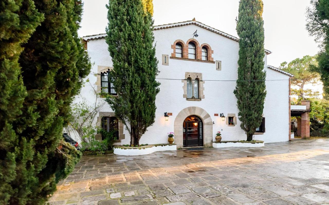 Masia Can Manent Del Bosc S XVIII Santa Eulalia de Ronsaná 외부 사진