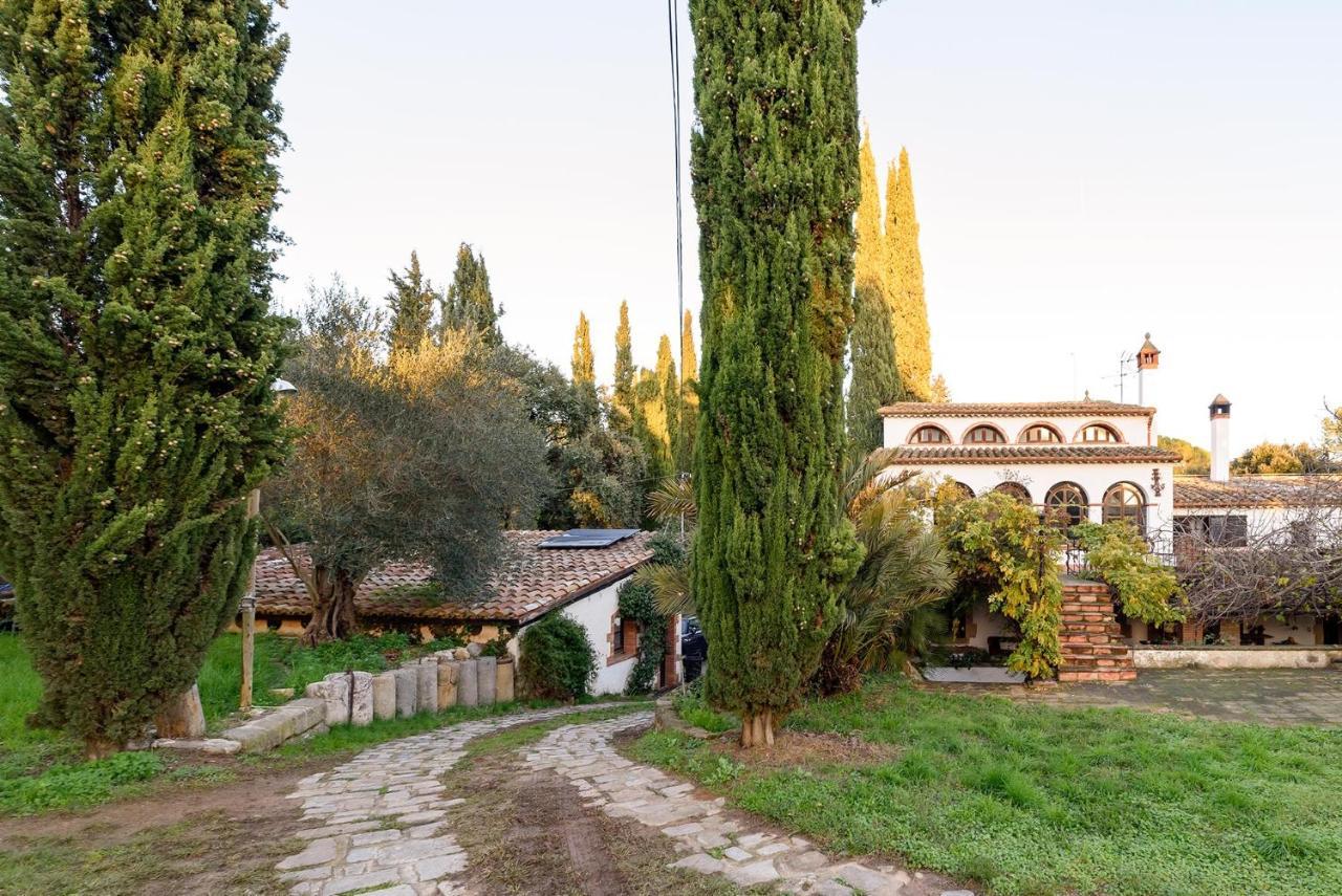 Masia Can Manent Del Bosc S XVIII Santa Eulalia de Ronsaná 외부 사진