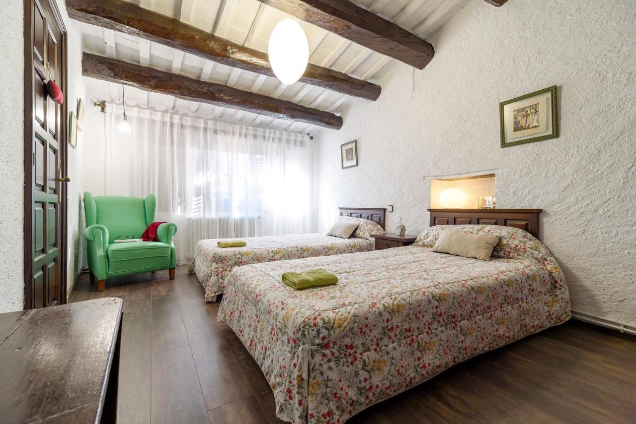 Masia Can Manent Del Bosc S XVIII Santa Eulalia de Ronsaná 외부 사진