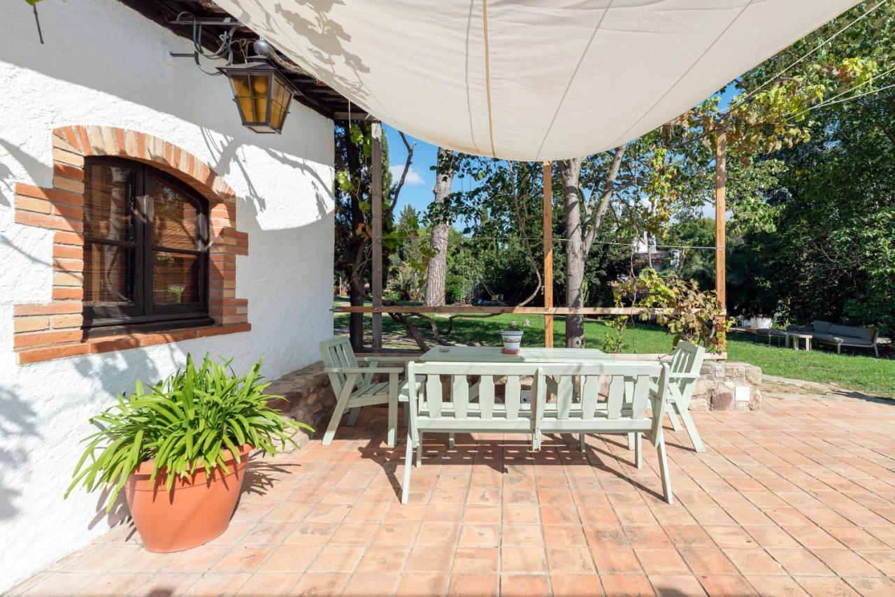 Masia Can Manent Del Bosc S XVIII Santa Eulalia de Ronsaná 외부 사진
